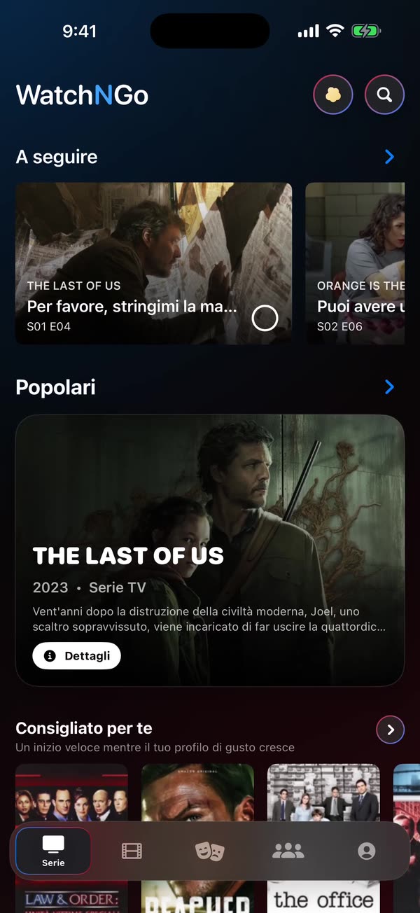Schermata principale di WatchNGo con un film in evidenza e righe di tendenze
